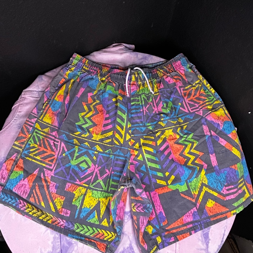 Weekends in California Retro Swing shorts size L /100% Cotton